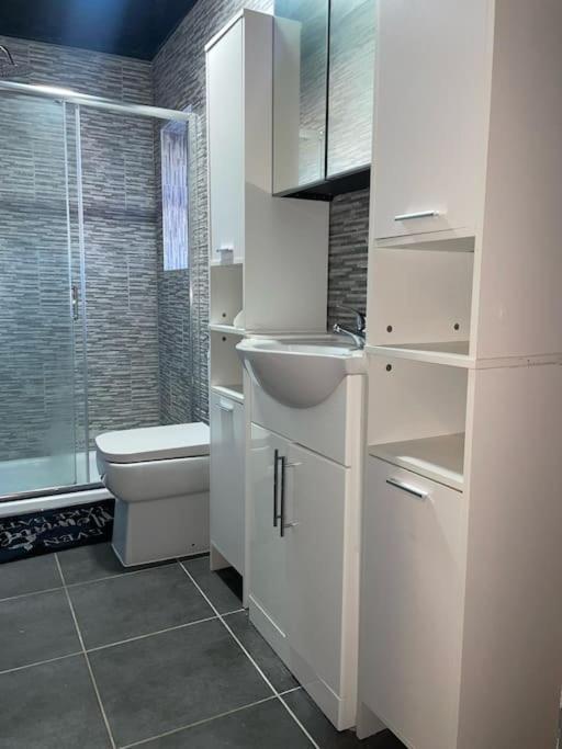 Modern 2 Bedroom Apartment In Derby City Centre Εξωτερικό φωτογραφία