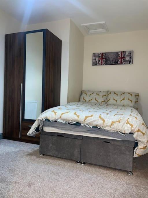 Modern 2 Bedroom Apartment In Derby City Centre Εξωτερικό φωτογραφία